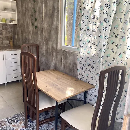 Zbb Stylish & Holiday home