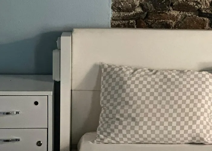 Готель Zbb Stylish &